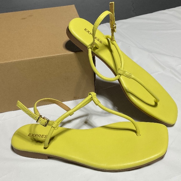 Express Yellow Strap Thong Sandals Women 7 - Picture 1 of 3
